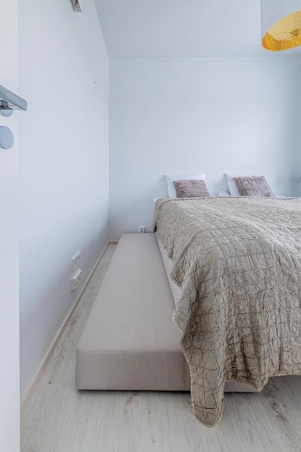Apartment, Sleepwell, Kirstinpuisto Турку Екстериор снимка